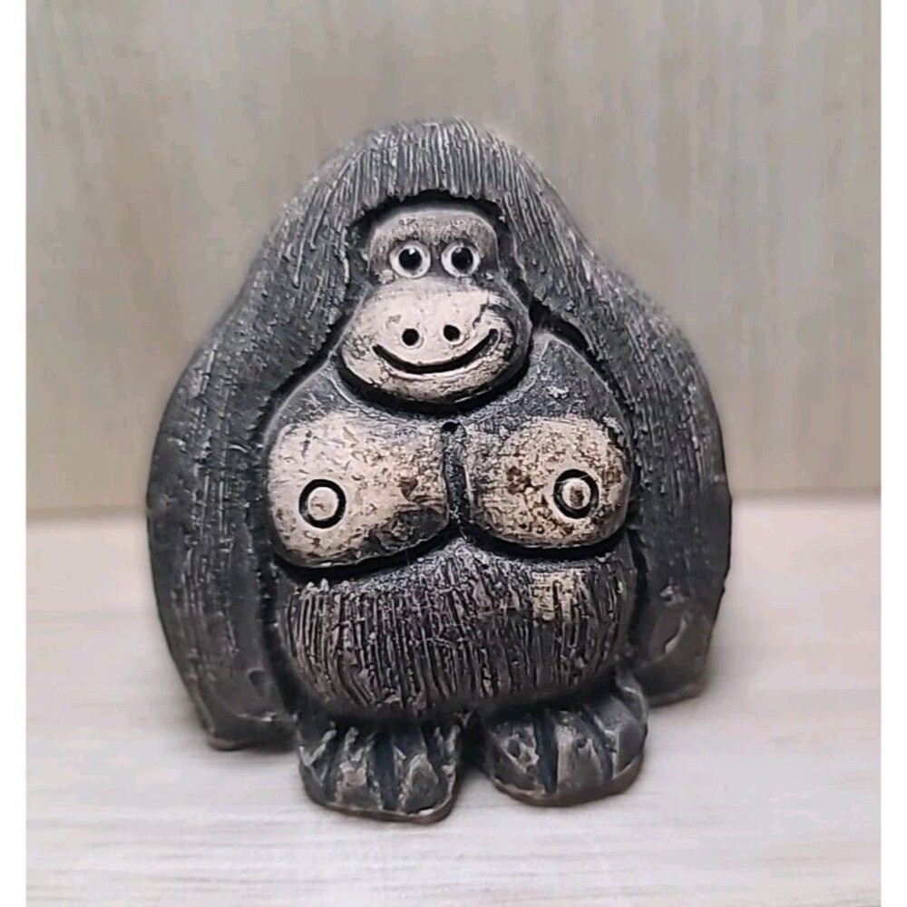 Vintage artesania rinconada Miniature Gorilla Ape Monkey 2.5”